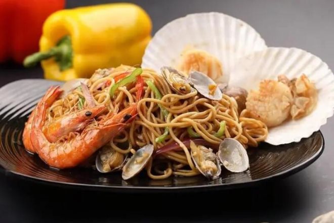 大先生海鲜焖面加盟