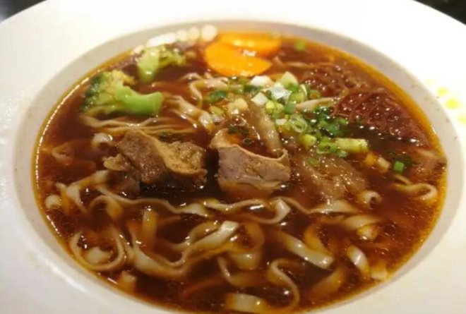 王中和私房牛肉面
