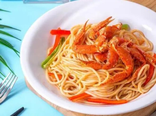 阿婉三汁海鲜焖面