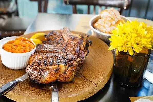 有人等你街头牛排加盟 有人等你街头牛排加盟