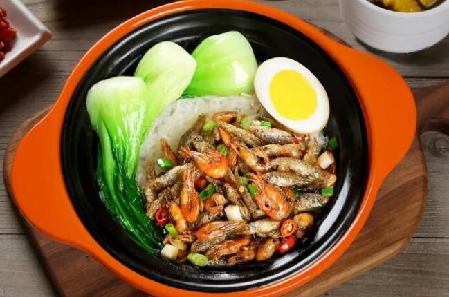 非常稻煲仔飯加盟