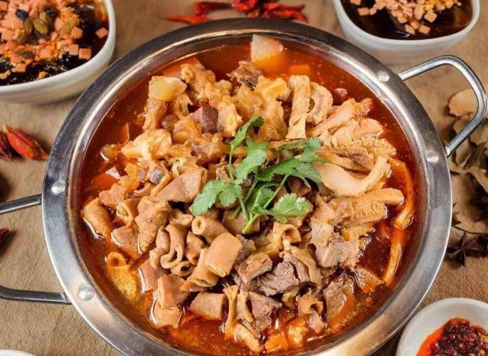 味觉牛庄牛杂火锅加盟