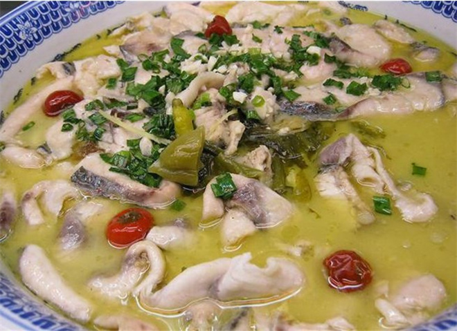 鱼票酸菜鱼米饭