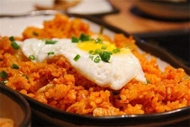 闫阿妈烤肉拌饭