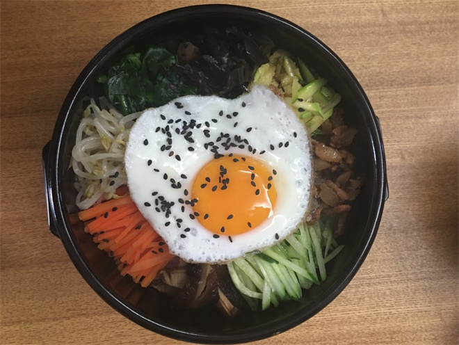 石膳家石锅拌饭加盟