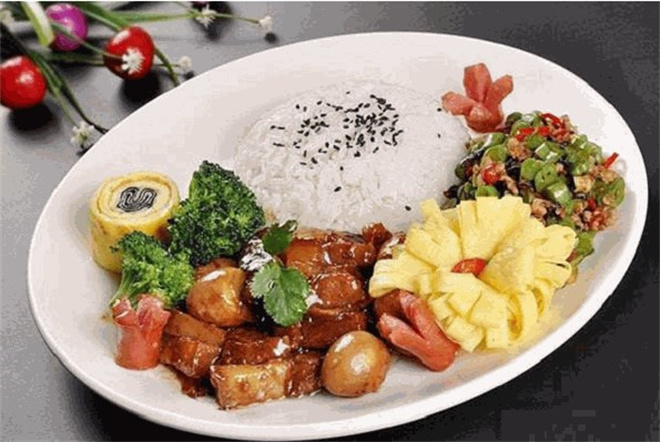 遇仙缘中式快餐加盟