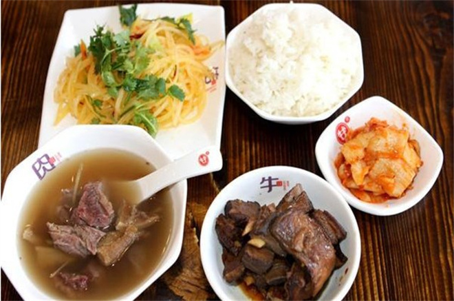 牛肉传中式快餐