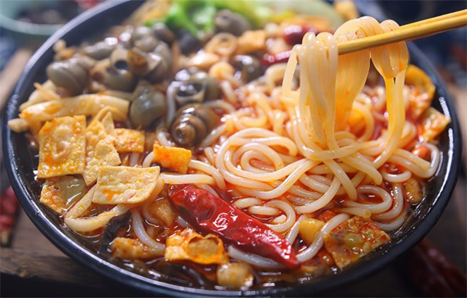 东门七爷螺蛳粉