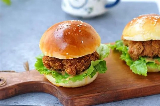 曼立多炸鸡汉堡加盟