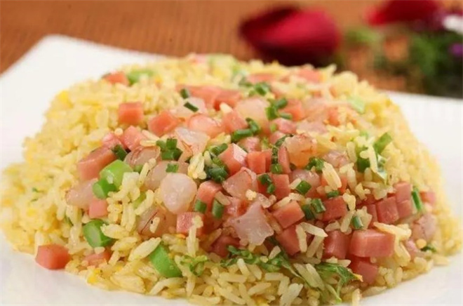 约饭易拉罐茶油炒饭加盟