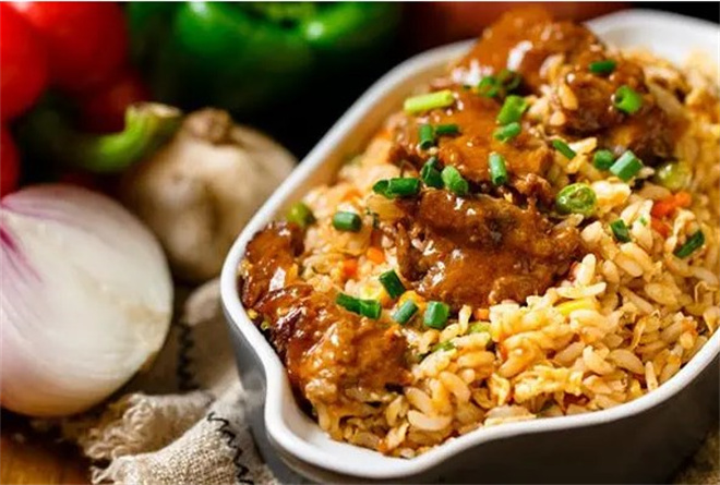 领鲜大叔海鲜炒饭