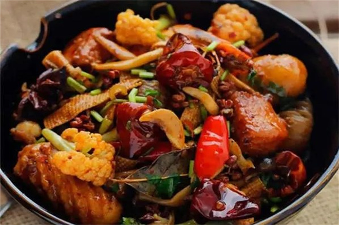 锅三侠麻辣香锅