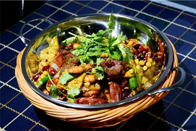 美食坊麻辣香锅加盟