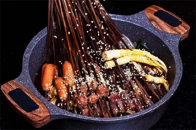 蓉城老坎砂锅串串香加盟