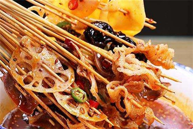 老兵居串串香 老兵居串串香