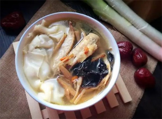 水晶鱼馄饨加盟