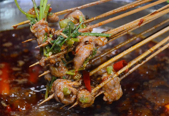 梦幺妹串串火锅加盟