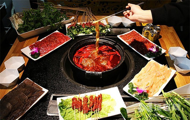 川公煮串串火锅加盟