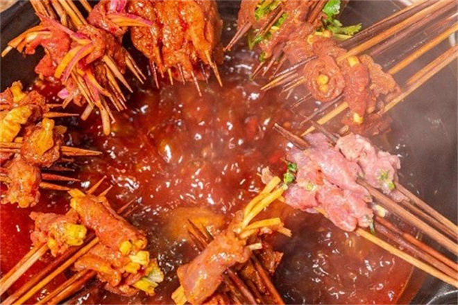 唯爱李先生串串火锅加盟