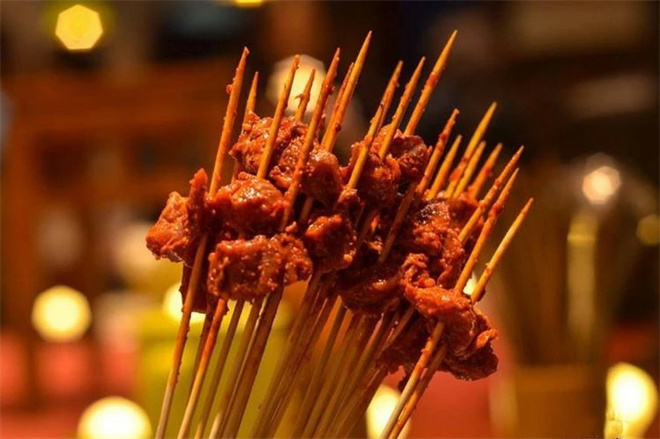 辣翻仟串串火锅加盟