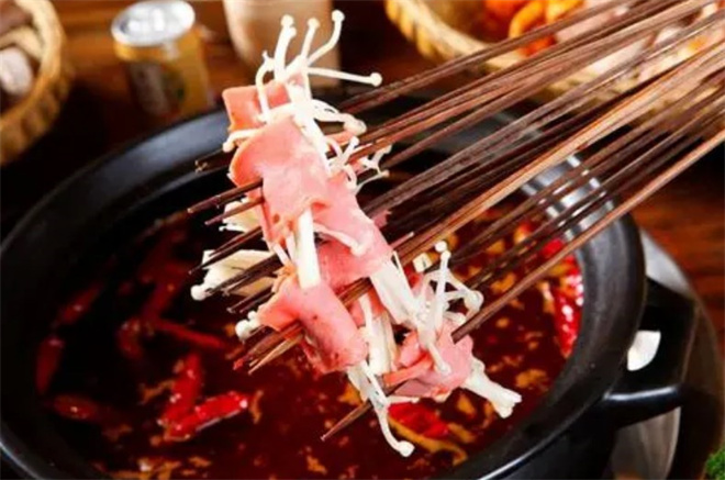 唯爱李先生串串火锅加盟