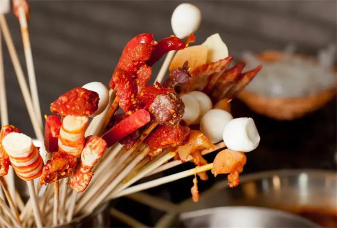 巴山味庄李记串串香加盟