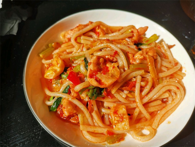 花小小新疆炒米粉 花小小新疆炒米粉