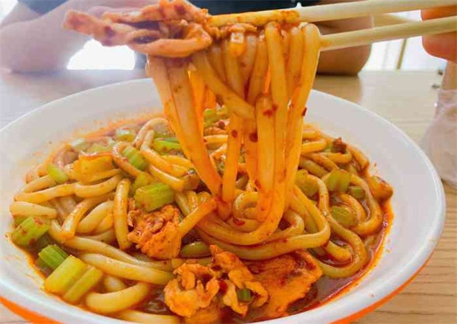 疆小赞新疆炒米粉加盟