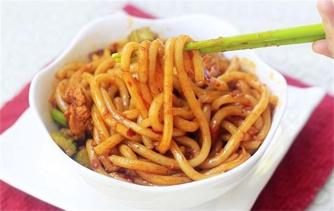 疆料新疆炒米粉