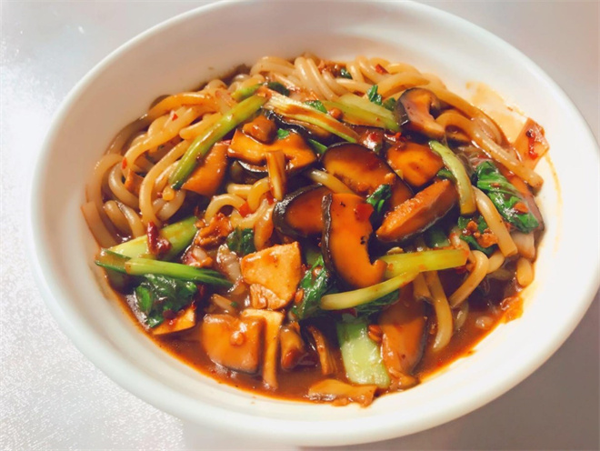 花小小新疆炒米粉 花小小新疆炒米粉