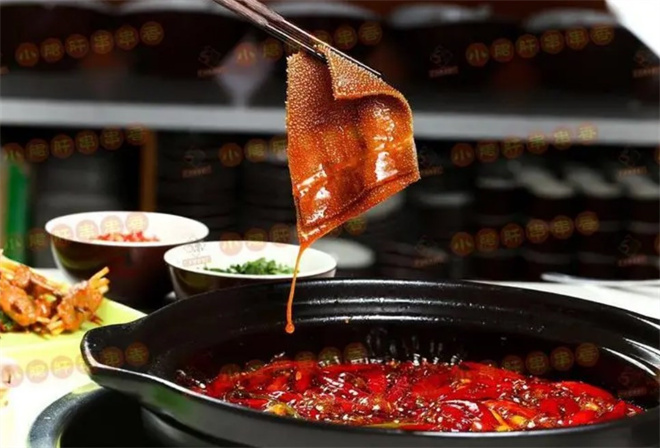 赖小花串串火锅