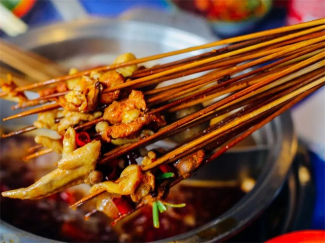 囚牛串串火锅加盟