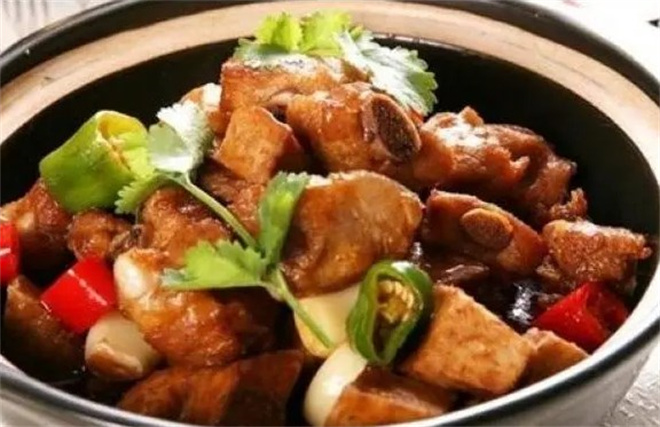 福知福黄焖鸡米饭加盟