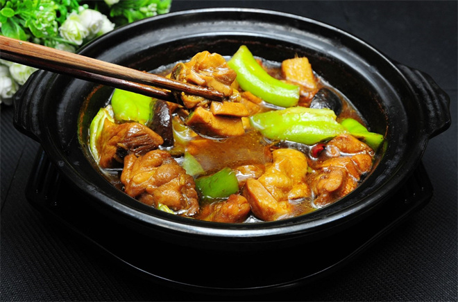 永昌记黄焖鸡米饭