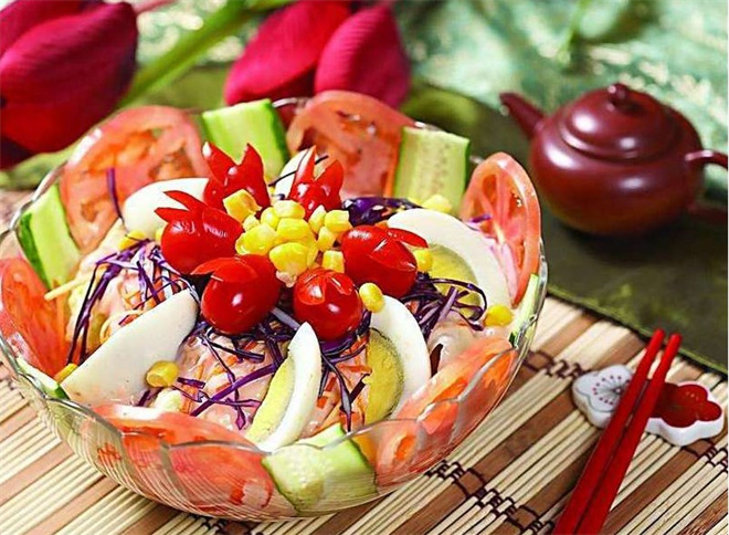 鸢尾小榭轻食加盟