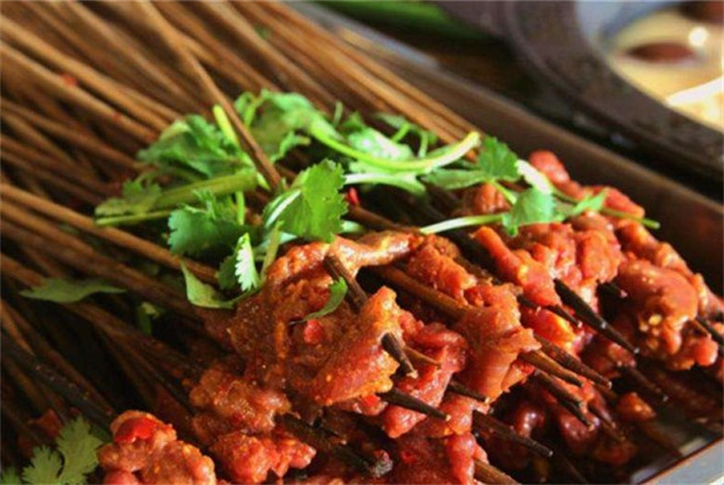 那先生串串火锅