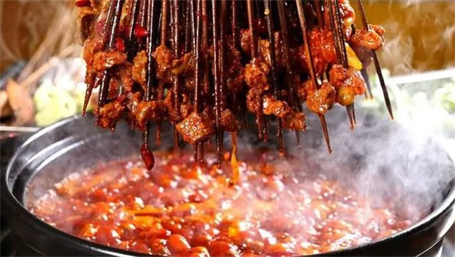 锦尝小郡肝串串火锅