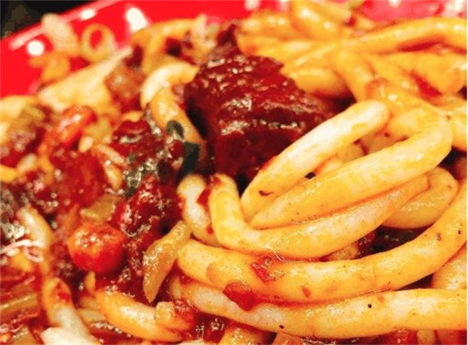 辣风芹米粉加盟