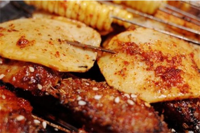 豪气水浒烤肉加盟