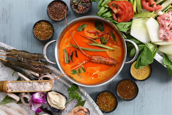 集小渔泰式火锅加盟