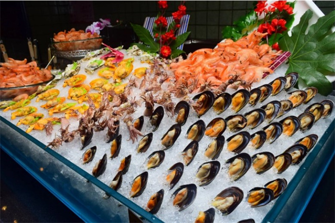 山海盟海鲜烤肉自助餐加盟