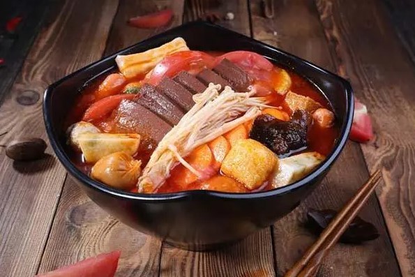 章小元麻辣烫加盟