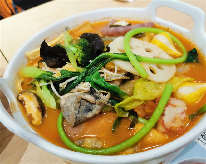 小吴姐的汤新派麻辣烫加盟