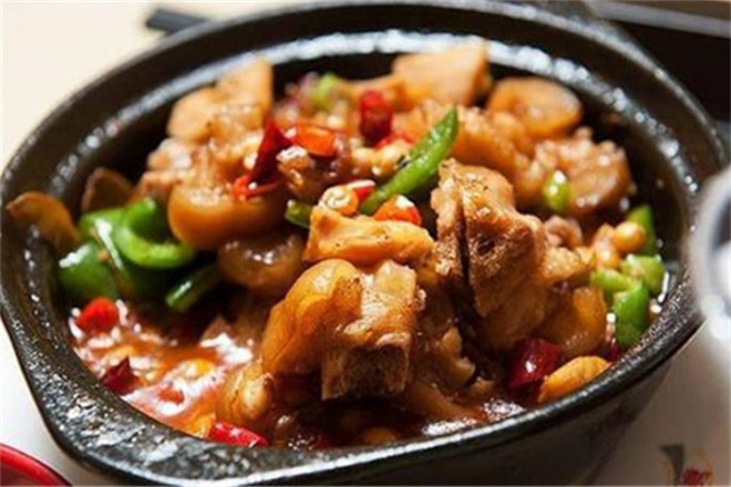 福宇记黄焖鸡米饭