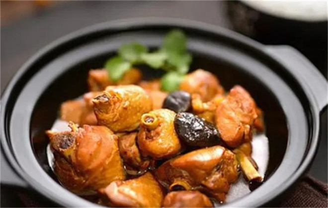 崔福记黄焖鸡米饭