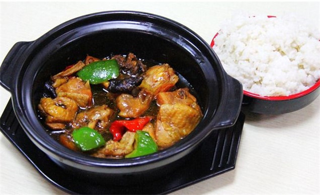 味鲜生黄焖鸡米饭加盟