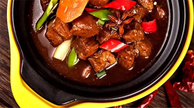 梁山霸王煲黄焖鸡加盟