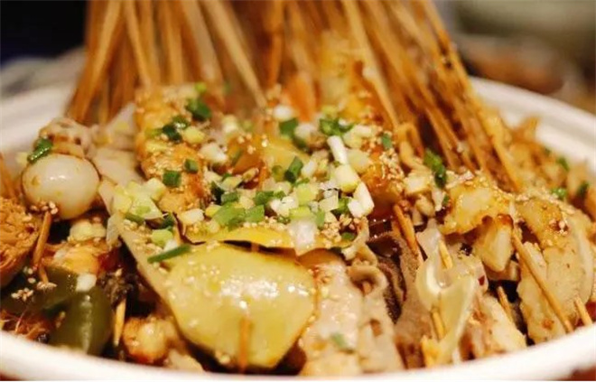 走街串巷串串香加盟