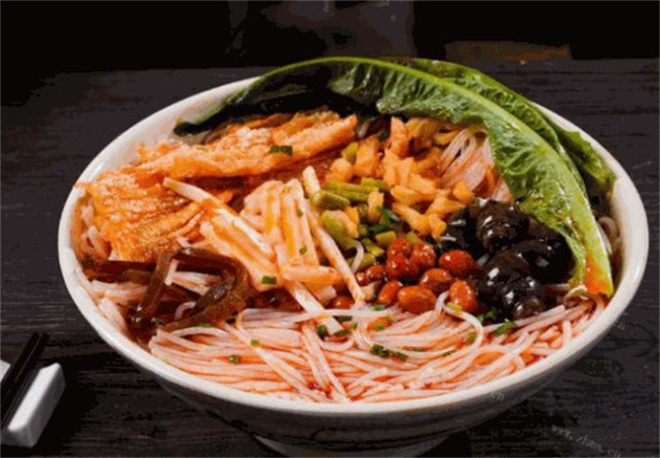 包螺万巷螺蛳粉