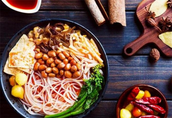 柳城小巷螺蛳粉